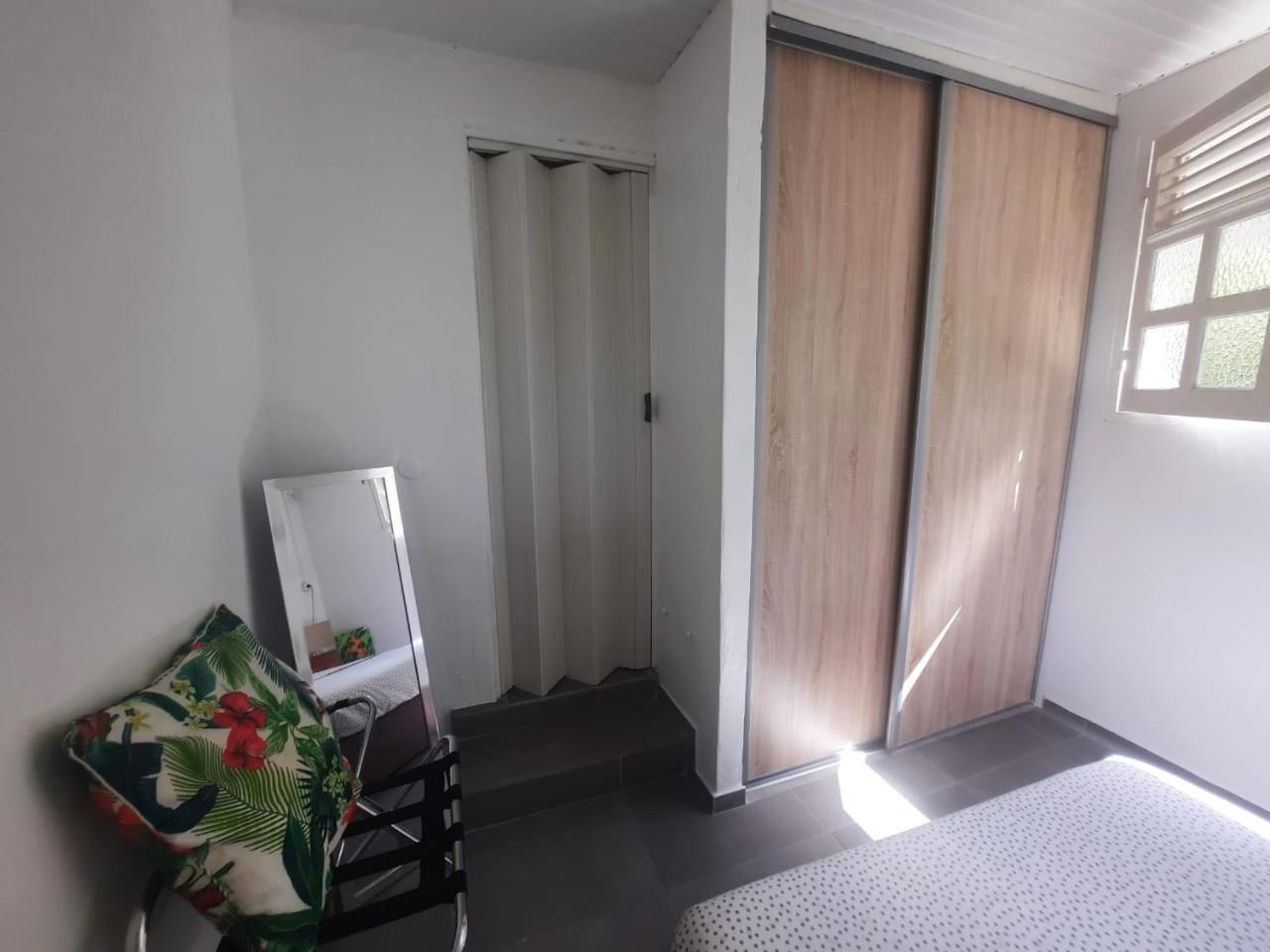 5 Min Plage T2 Ideal Pour Retraites/Jeune Couple Сен-Лу Екстериор снимка